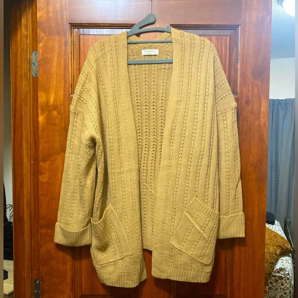 NWT: NEW WITH TAGS - Full Circle Trends cardigan ~ size XL